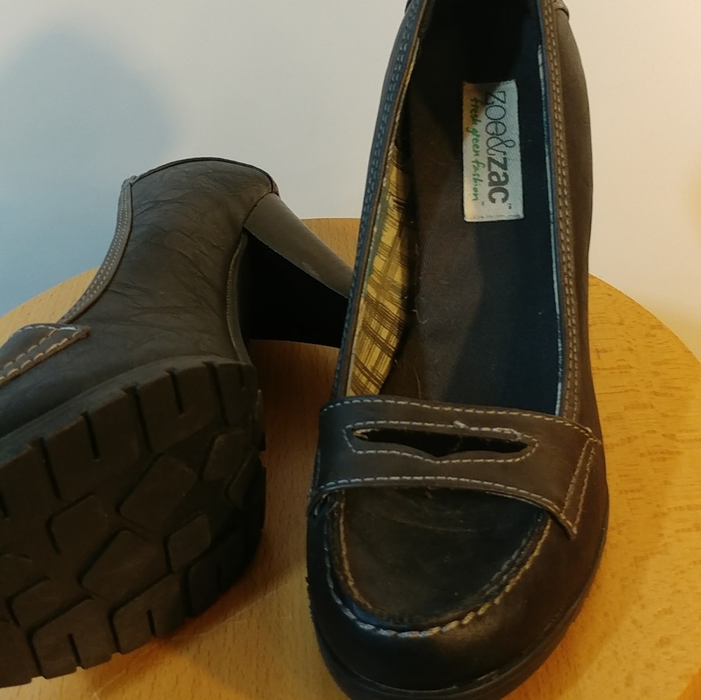 Zoe&Zac Shoes, Size 8.5, Brown Heel